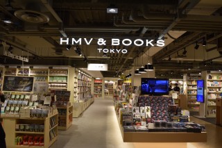 3。5年ぶりに再オープンしたHMV